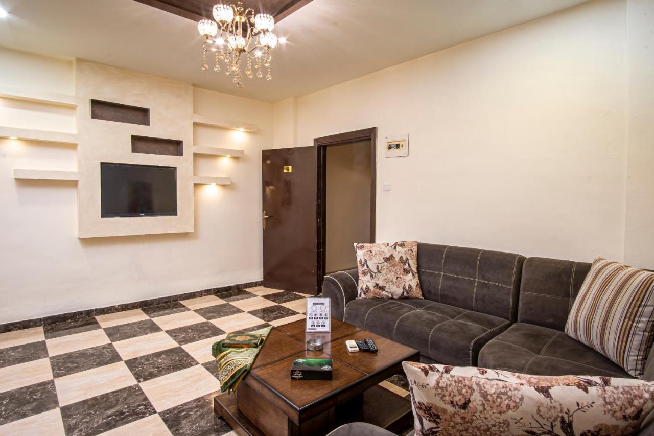 עקבה Al Riyati Hotel Apartments מראה חיצוני תמונה