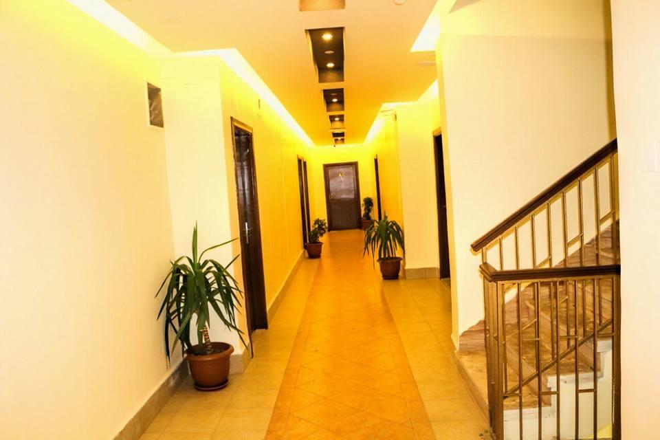 עקבה Al Riyati Hotel Apartments מראה חיצוני תמונה